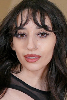 Ronnie Violet from GLORYHOLESECRETS